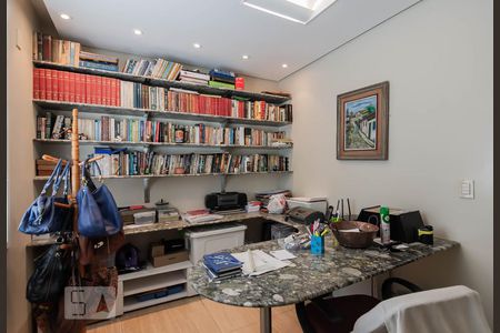 Casa à venda com 800m², 5 quartos e 10 vagasQuarto 2