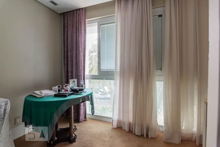 Casa à venda com 800m², 5 quartos e 10 vagasVaranda Quarto 4 Suíte