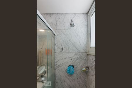 Casa à venda com 800m², 5 quartos e 10 vagasChuveiro Banheiro Social