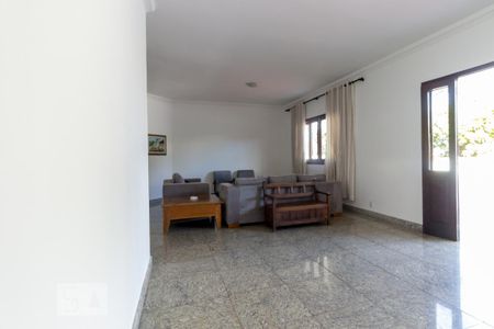 Sala de casa à venda com 4 quartos, 1210m² em Bandeirantes (pampulha), Belo Horizonte