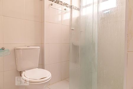 Banheiro de kitnet/studio para alugar com 1 quarto, 30m² em Bela Vista, São Paulo