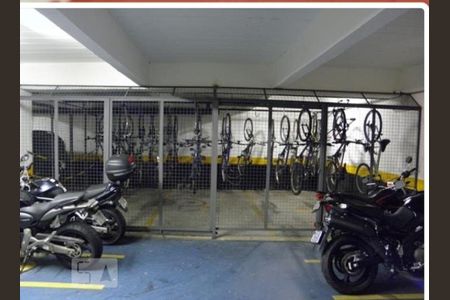 Apartamento para alugar com 75m², 3 quartos e 1 vaga Apartamento para alugar com 75m², 3 quartos e 1 vagaGaragem