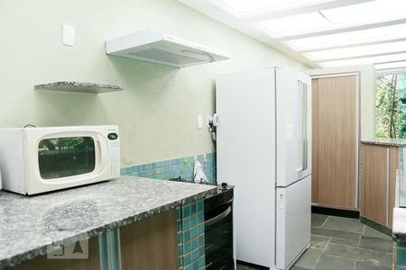 Casa à venda com 722m², 4 quartos e 5 vagasCozinha 2 / Churrasqueira