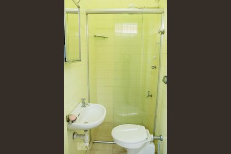 Casa à venda com 722m², 4 quartos e 5 vagasBanheiro de Serviço