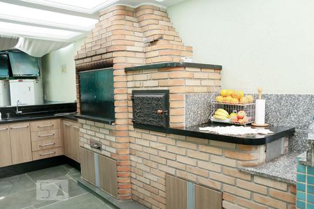 Casa à venda com 722m², 4 quartos e 5 vagasCozinha 2 / Churrasqueira