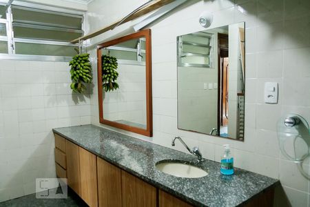 Casa à venda com 722m², 4 quartos e 5 vagasBanheiro Sauna