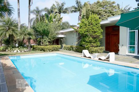 Casa à venda com 722m², 4 quartos e 5 vagasPiscina