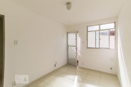Sala de casa de condomínio para alugar com 1 quarto, 50m² em Abolição, Rio de Janeiro