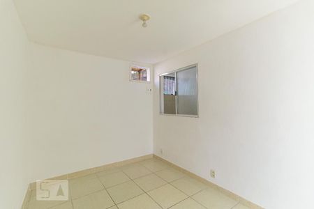 Quarto de casa de condomínio para alugar com 1 quarto, 50m² em Abolição, Rio de Janeiro