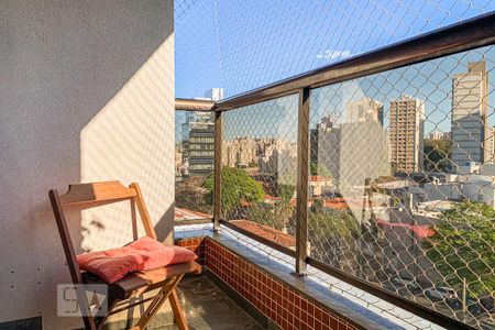 Sacada de apartamento para alugar com 3 quartos, 100m² em Cambuí, Campinas