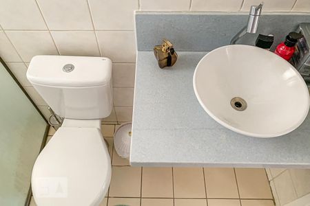 Apartamento para alugar com 100m², 3 quartos e 2 vagas Apartamento para alugar com 100m², 3 quartos e 2 vagasBanheiro