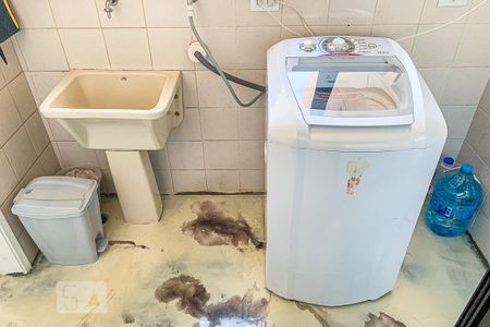 Apartamento para alugar com 100m², 3 quartos e 2 vagas Apartamento para alugar com 100m², 3 quartos e 2 vagasÁrea de Serviço