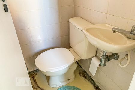 Apartamento para alugar com 100m², 3 quartos e 2 vagas Apartamento para alugar com 100m², 3 quartos e 2 vagasBanheiro de Serviço