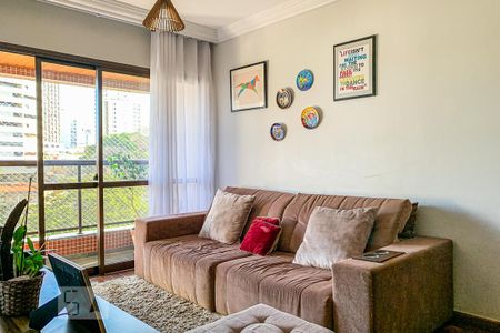 Sala de apartamento para alugar com 3 quartos, 100m² em Cambuí, Campinas