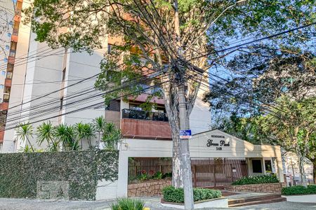 Apartamento para alugar com 100m², 3 quartos e 2 vagas Apartamento para alugar com 100m², 3 quartos e 2 vagasFachada