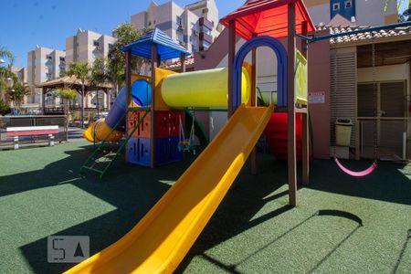 Apartamento à venda com 67m², 2 quartos e 1 vaga Apartamento à venda com 67m², 2 quartos e 1 vagaÁrea Comum - Playground