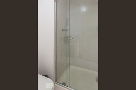 Apartamento à venda com 63m², 2 quartos e 2 vagasBanheiro Social