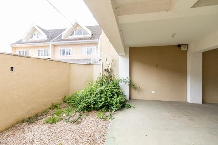 Casa de condomínio para alugar com 170m², 2 quartos e 3 vagasQuintal