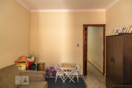 Sala de casa à venda com 3 quartos, 150m² em Vila Guilhermina, São Paulo