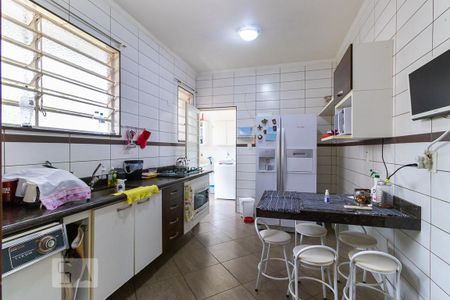 Casa para alugar com 400m², 6 quartos e 8 vagas Casa para alugar com 400m², 6 quartos e 8 vagasCozinha