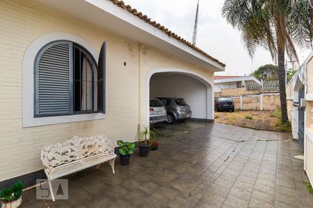Casa para alugar com 400m², 6 quartos e 8 vagas Casa para alugar com 400m², 6 quartos e 8 vagasFachada interna