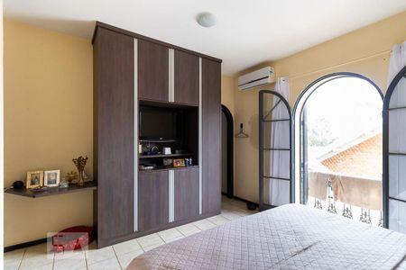 Casa para alugar com 400m², 6 quartos e 8 vagas Casa para alugar com 400m², 6 quartos e 8 vagasQuarto 1 - Suíte 1