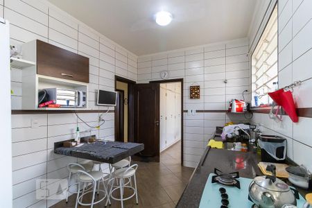 Casa para alugar com 400m², 6 quartos e 8 vagas Casa para alugar com 400m², 6 quartos e 8 vagasCozinha