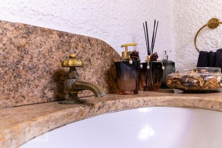 Casa para alugar com 400m², 6 quartos e 8 vagas Casa para alugar com 400m², 6 quartos e 8 vagasBanheiro social 3