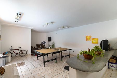 Casa para alugar com 400m², 6 quartos e 8 vagas Casa para alugar com 400m², 6 quartos e 8 vagasSalão de festas