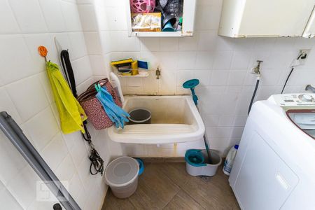 Casa para alugar com 400m², 6 quartos e 8 vagas Casa para alugar com 400m², 6 quartos e 8 vagasÁrea de serviço