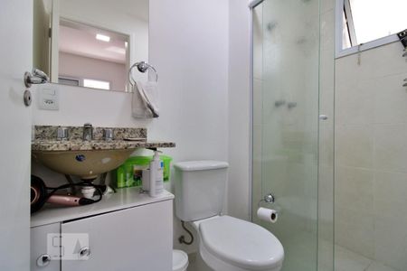 Apartamento à venda com 65m², 3 quartos e 2 vagasBanheiro da Suíte