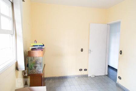 Casa para alugar com 330m², 6 quartos e sem vagaQuarto 2