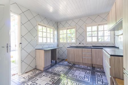 Casa à venda com 400m², 4 quartos e sem vaga Casa à venda com 400m², 4 quartos e sem vagaCozinha