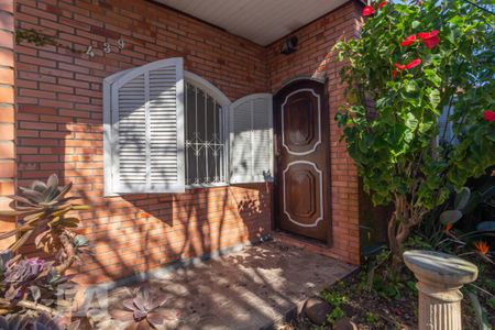 Casa à venda com 400m², 4 quartos e sem vaga Casa à venda com 400m², 4 quartos e sem vagaFachada