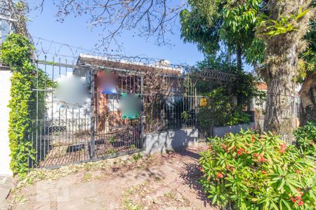 Casa à venda com 400m², 4 quartos e sem vaga Casa à venda com 400m², 4 quartos e sem vagaFachada