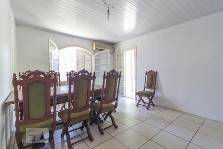 Sala 2 de casa à venda com 4 quartos, 400m² em Cascata, Porto Alegre