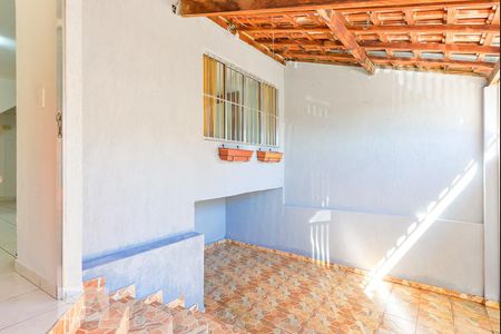 Casa à venda com 106m², 3 quartos e 1 vagaGaragem