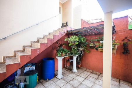 Casa à venda com 182m², 3 quartos e 2 vagas Casa à venda com 182m², 3 quartos e 2 vagasÁrea de serviço