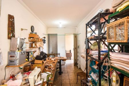 Casa à venda com 182m², 3 quartos e 2 vagas Casa à venda com 182m², 3 quartos e 2 vagasQuarto de serviço