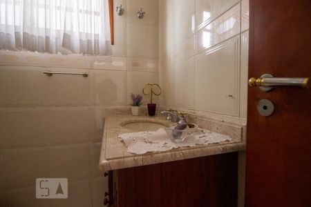 Casa à venda com 380m², 5 quartos e 5 vagas Casa à venda com 380m², 5 quartos e 5 vagassuíte 1