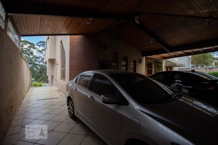 Garagem de casa à venda com 5 quartos, 380m² em Parque dos Príncipes, São Paulo