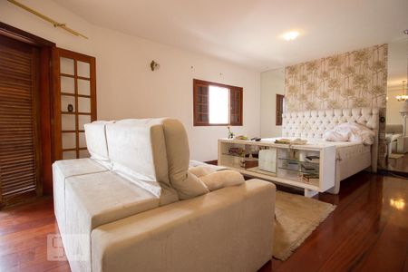 Casa à venda com 380m², 5 quartos e 5 vagas Casa à venda com 380m², 5 quartos e 5 vagassuíte 2