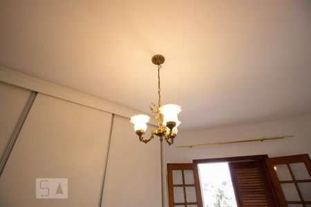Casa à venda com 380m², 5 quartos e 5 vagas Casa à venda com 380m², 5 quartos e 5 vagassuíte 2