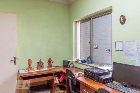 Casa à venda com 276m², 3 quartos e 3 vagasQuarto 2 - Suíte