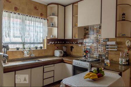 Casa à venda com 276m², 3 quartos e 3 vagasCozinha