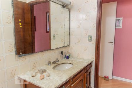 Casa à venda com 276m², 3 quartos e 3 vagasBanheiro da Suíte