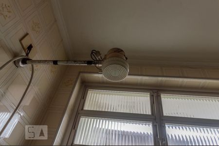 Casa à venda com 276m², 3 quartos e 3 vagasChuveiro