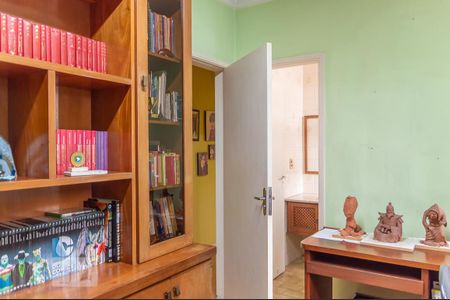 Casa à venda com 276m², 3 quartos e 3 vagasQuarto 2 - Suíte