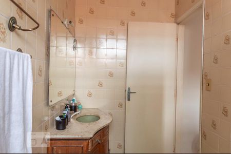 Casa à venda com 276m², 3 quartos e 3 vagasBanheiro da Suíte 3