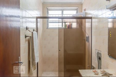 Casa à venda com 276m², 3 quartos e 3 vagasBanheiro da Suíte